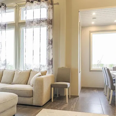 Karhu B By Interhome *