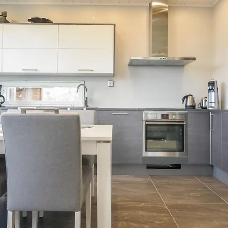 Karhu B By Interhome * סאריסלקה