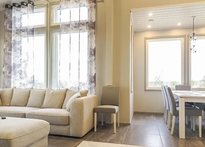 Karhu B By Interhome *